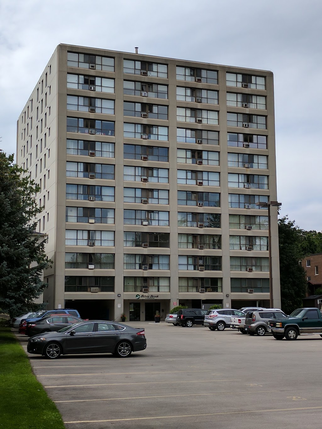 Silver Brook Condominiums | 358 Waterloo Ave, Guelph, ON N1H 7Y3, Canada | Phone: (905) 761-9161