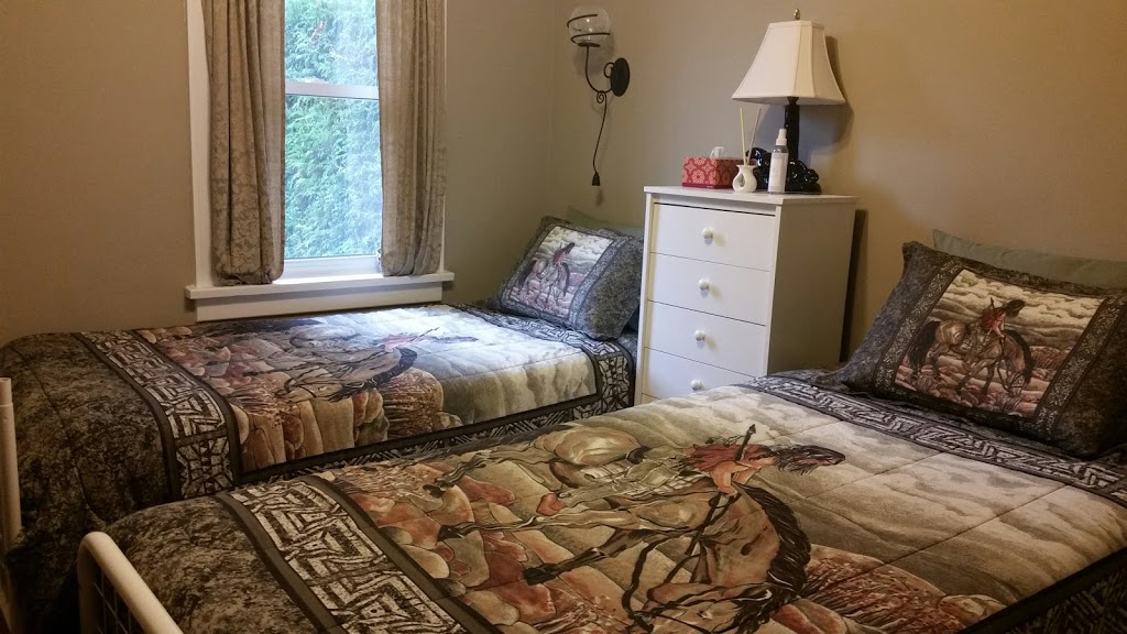 Susans Sanctuary Bed & Breakfast | 5016 Main St, Orono, ON L0B 1M0, Canada | Phone: (905) 983-9890