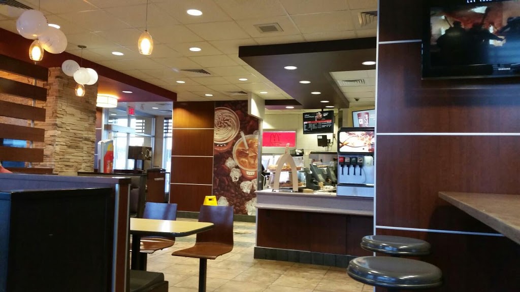 McDonalds | 100 Jamieson Pkwy, Cambridge, ON N3C 4B3, Canada | Phone: (519) 220-1617