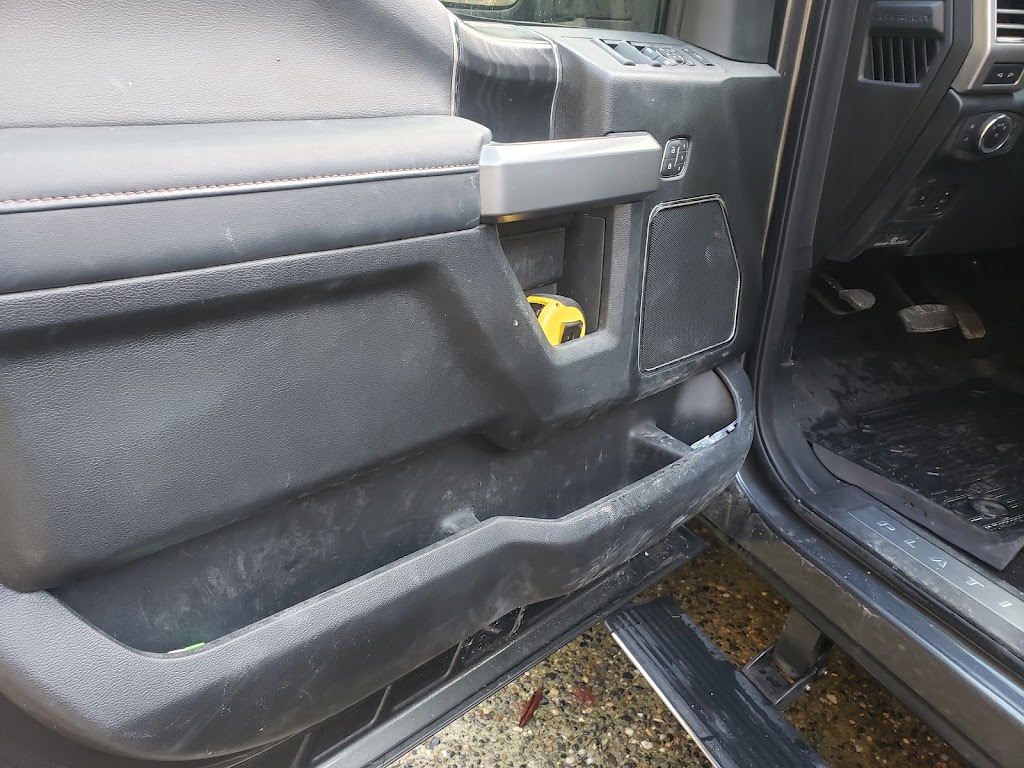 Oasis Automatic Car Wash Ltd | 671 3rd St W, North Vancouver, BC V7M 1H1, Canada | Phone: (604) 987-9112
