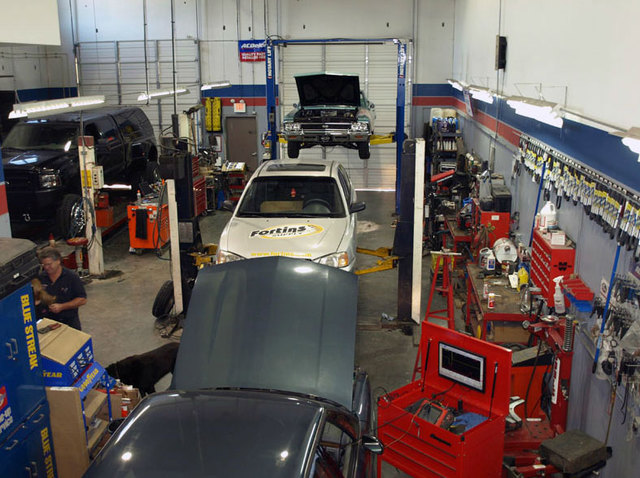 Bobs Repairs | car repair | 33415 Maclure Rd, Abbotsford, BC V2S 7W2, Canada | 6048591879 OR +1 604-859-1879