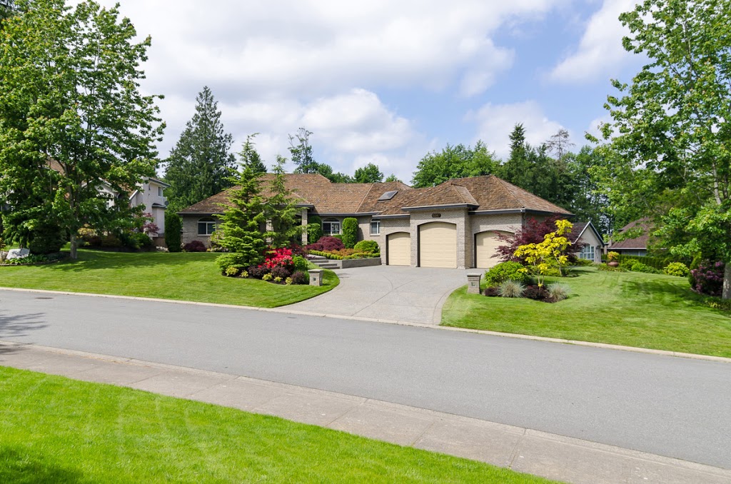 Michael Ireland Personal Real Estate Corporation | 14776 Thrift Ave, White Rock, BC V4B 2J5, Canada | Phone: (604) 688-8884