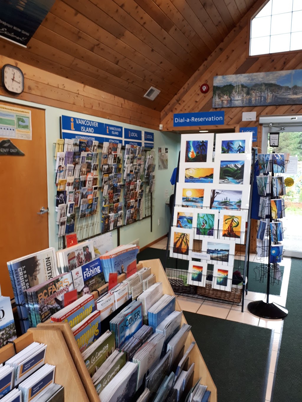 Parksville & District Chamber of Commerce and Visitor Centre | 1275 Island Hwy E, Parksville, BC V9P 2G3, Canada | Phone: (250) 248-3613