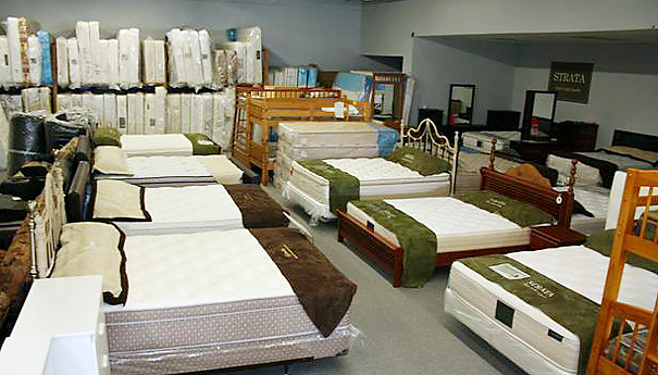 Sarnia Furniture & Sleep Centre | 1660 London Line, Sarnia, ON N7T 7H2, Canada | Phone: (519) 542-1215