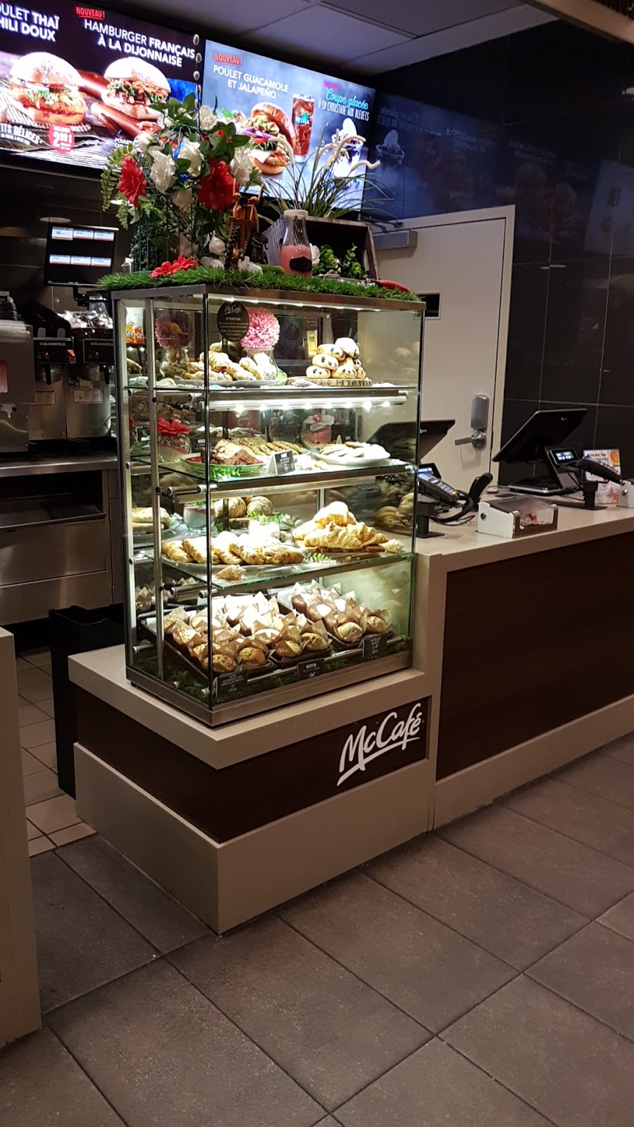 McDonalds | 610 Avenue Saint-Charles, Vaudreuil-Dorion, QC J7V 8H2, Canada | Phone: (450) 510-0500