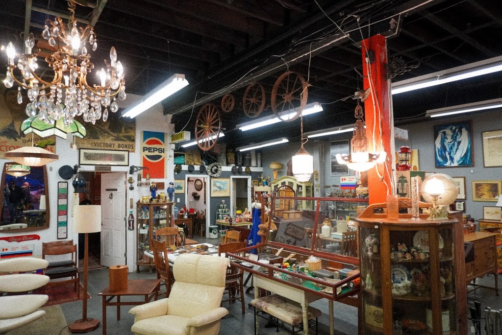 St. Clair Antiques | 3595 St Clair Ave E Unit 7, Scarborough, ON M1K 1L8, Canada | Phone: (416) 606-7843