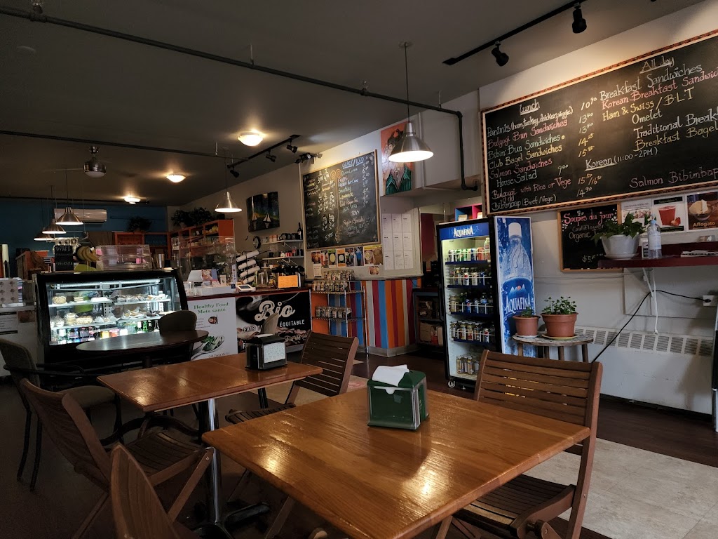 Riverfront Café and Market | 80 Assomption Blvd, Moncton, NB E1C 1A1, Canada | Phone: (506) 853-0072