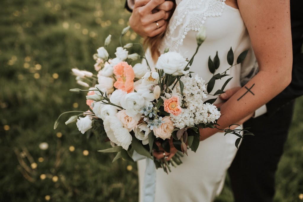 Ethereal Floral Farm | 43393 Lumsden Rd, Chilliwack, BC V2R 4R4, Canada | Phone: (604) 791-5085