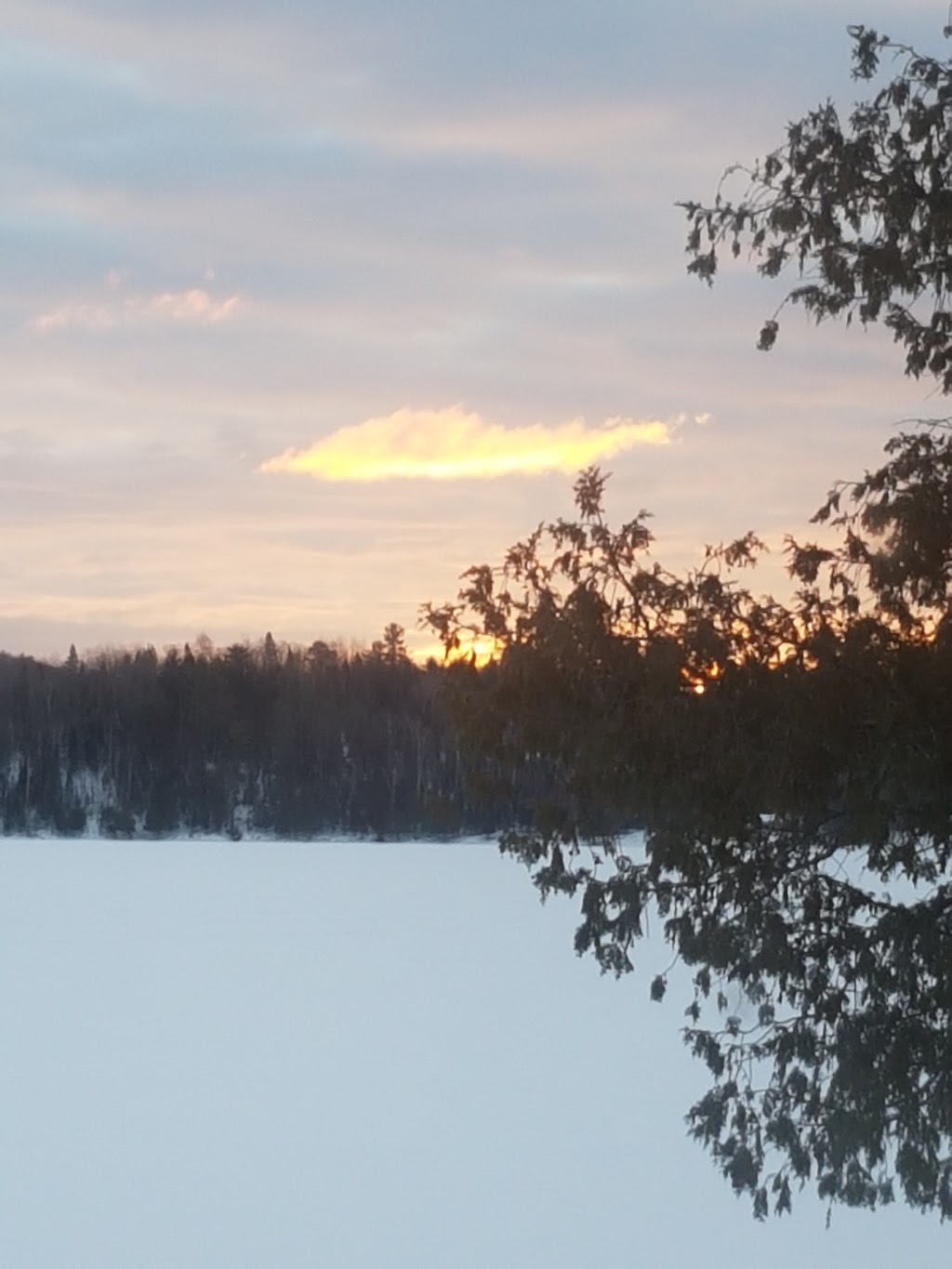 Camping Barbe inc. | 236 Chemin de Blue Sea, Blue Sea, QC J0X 1C0, Canada | Phone: (819) 463-3494