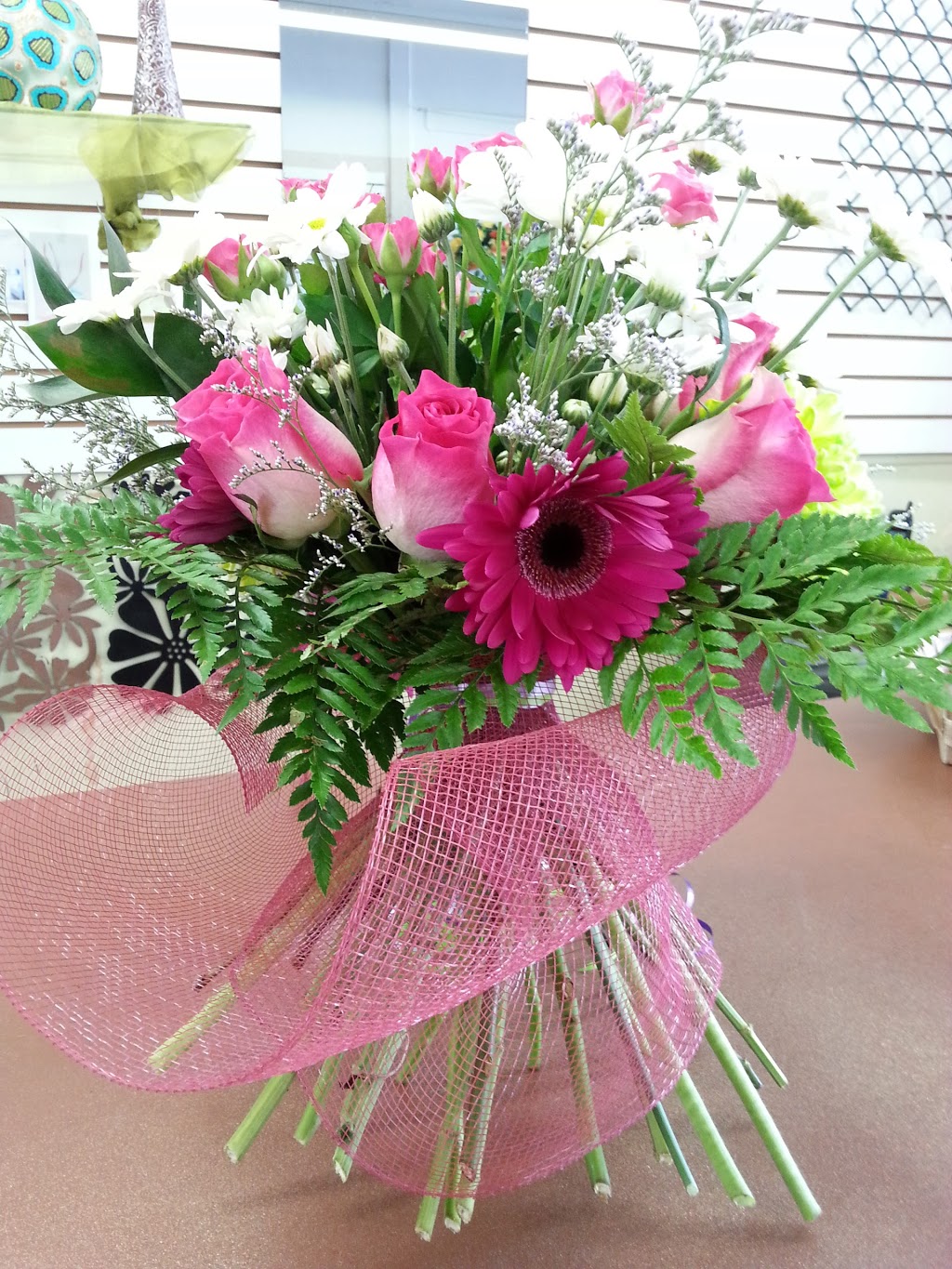 Hana Flower | 8238 Yonge St, Thornhill, ON L4J 1W6, Canada | Phone: (905) 763-6999