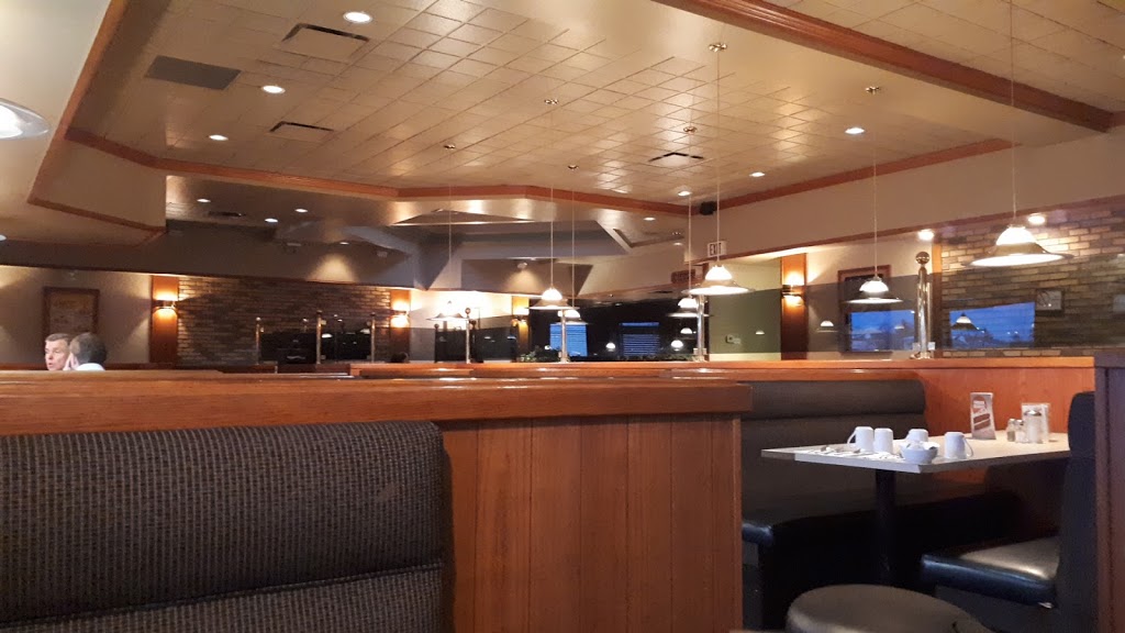 Smittys Family Restaurant | 211 Albert St N, Regina, SK S4R 3C2, Canada | Phone: (306) 569-1511