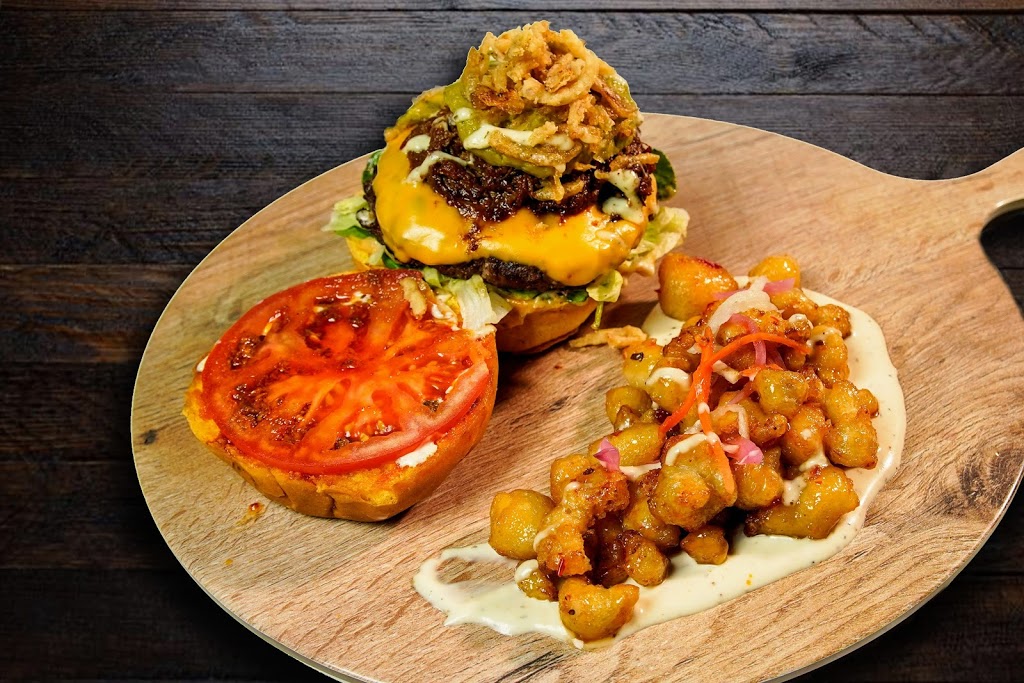 M&CO Burgers Mississauga | 812 Britannia Rd W Unit 101, Mississauga, ON L5V 2W1, Canada | Phone: (905) 997-5558
