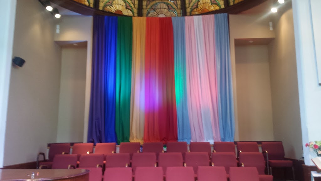 Oak Bay United Church | 1355 Mitchell St, Victoria, BC V8S 4P9, Canada | Phone: (250) 598-5021