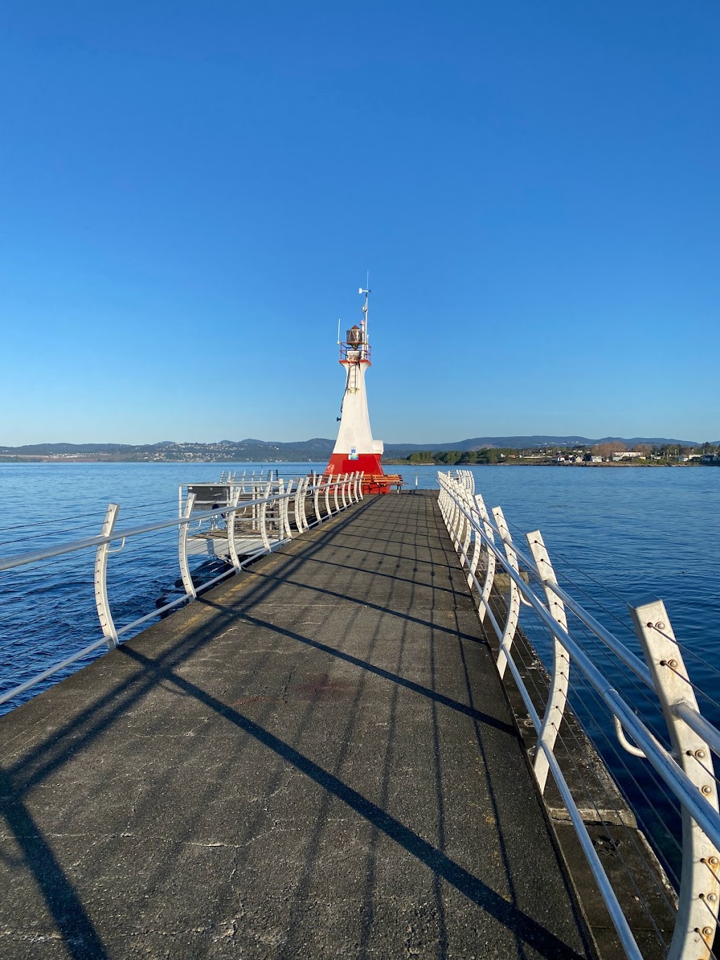 The Breakwater | 119 Dallas Rd, Victoria, BC V8V 1A1, Canada | Phone: (250) 383-8300