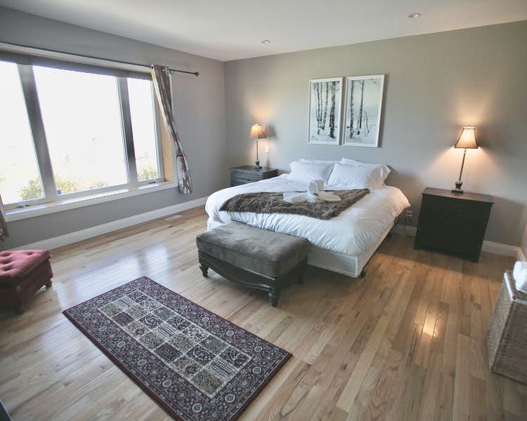 Greenview Paradise | 240 Greenview Rd, Winnipeg, MB R2N 4C6, Canada | Phone: (431) 374-2257