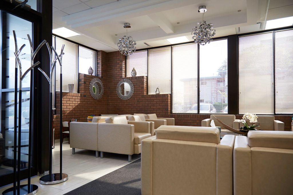 Rockcliffe Dental and Denture Centre | 681-A Montréal Rd, Ottawa, ON K1K 0T1, Canada | Phone: (613) 746-4600