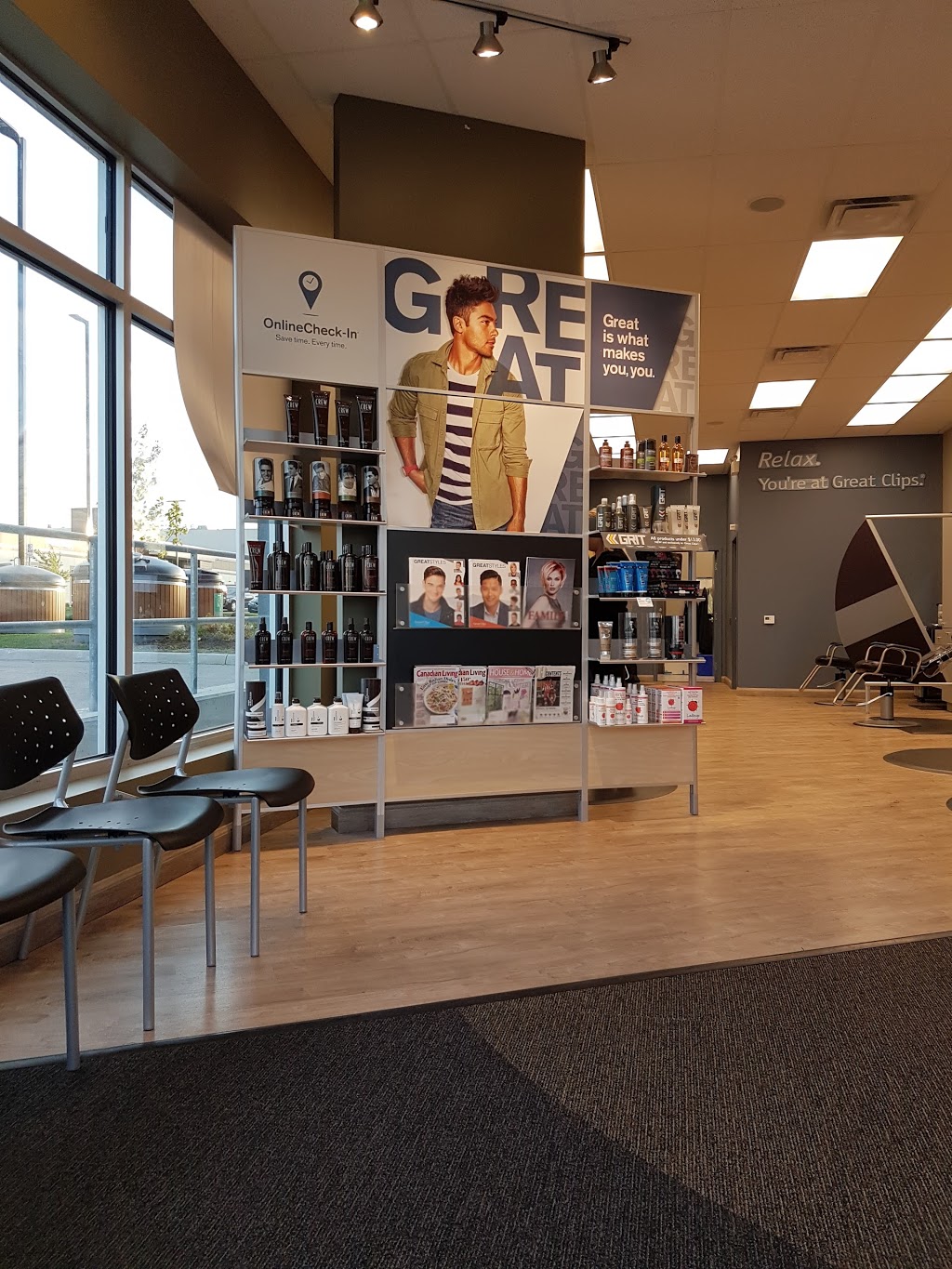 Great Clips | 547 Cundles Rd E Unit 6, Barrie, ON L4M 0G9, Canada | Phone: (705) 737-4030