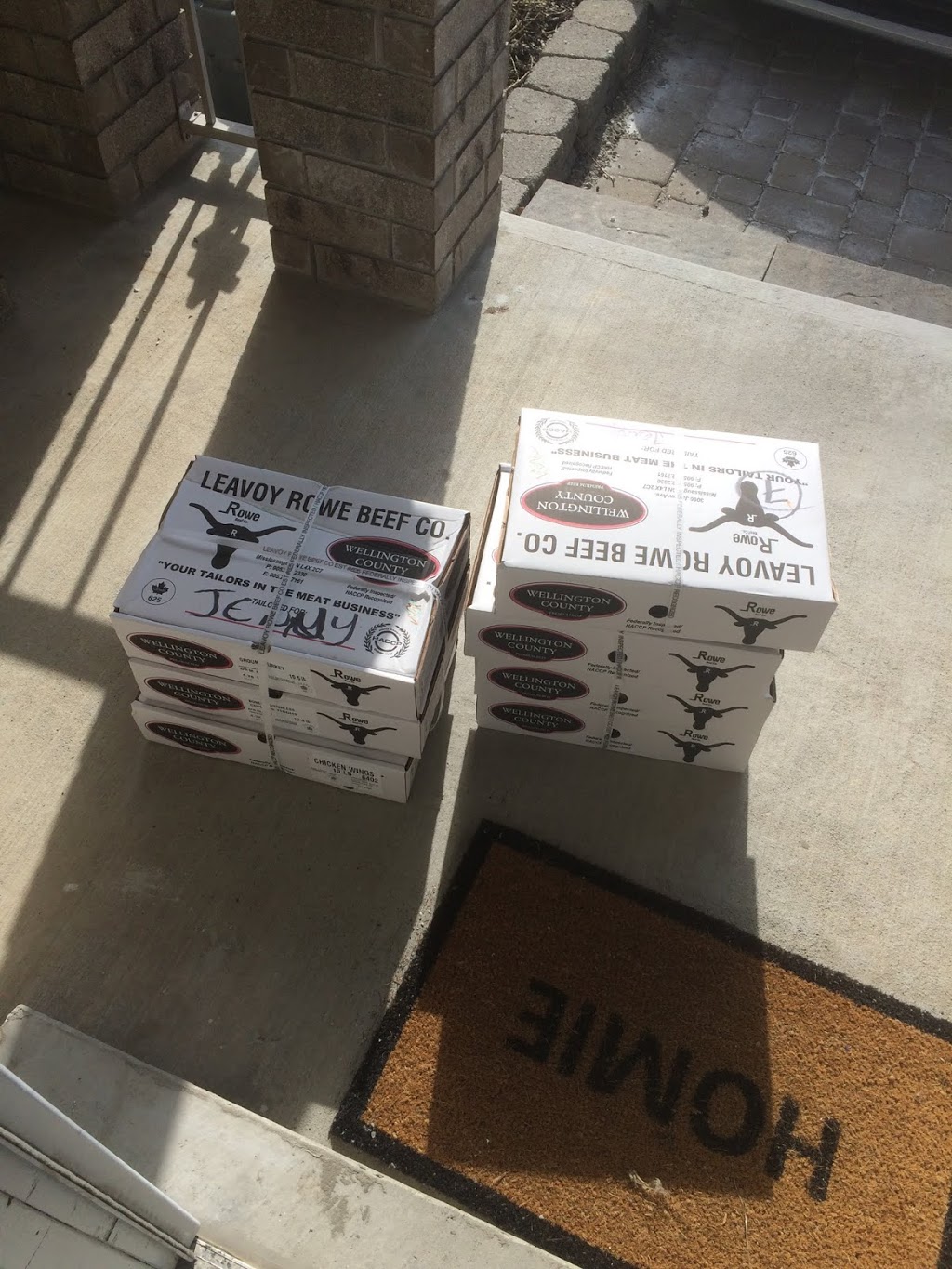 Leavoy Rowe Beef Co. | 3066 Jarrow Ave, Mississauga, ON L4X 2C7, Canada | Phone: (905) 272-2330