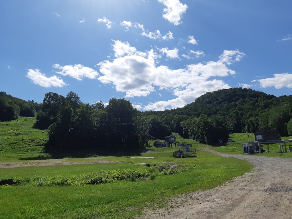 Acro-Nature | 231 R. Bennett, Morin-Heights, QC J0R 1H0, Canada | Phone: (450) 227-4671