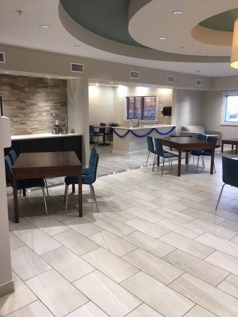 LakeShore Manor Chestermere | 200 Marina Dr, Chestermere, AB T1X 0A5, Canada | Phone: (587) 349-7444