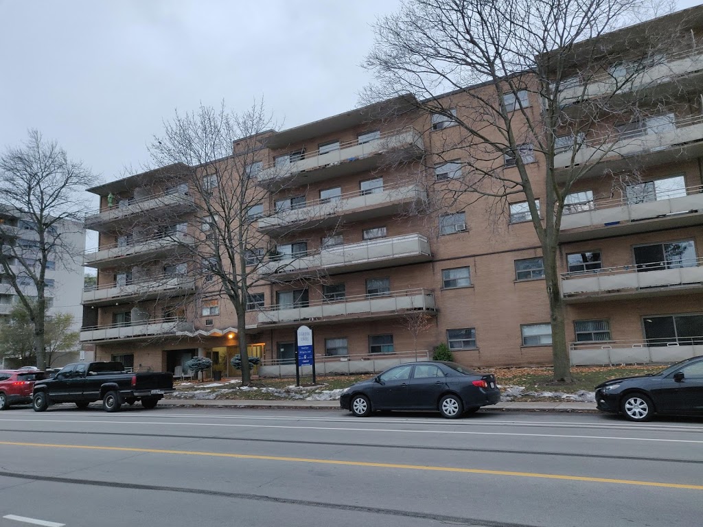Gage Park Towers | 200 Gage Ave S, Hamilton, ON L8M 3E2, Canada | Phone: (905) 312-8905