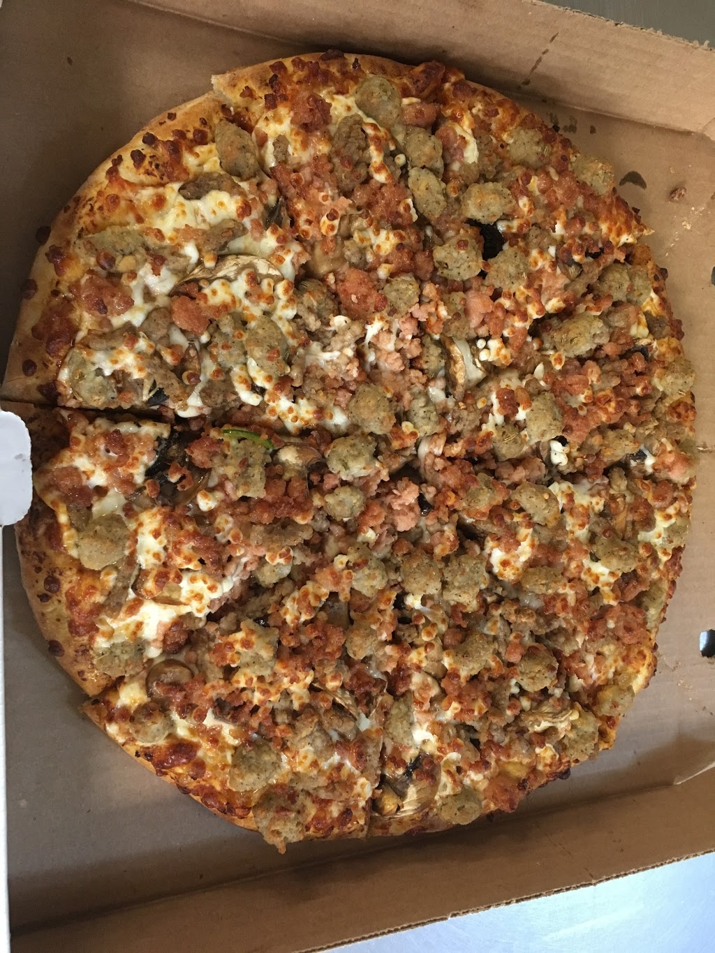 241 Pizza | 5550 Ferry St, Niagara Falls, ON L2G 2A8, Canada | Phone: (905) 357-0241