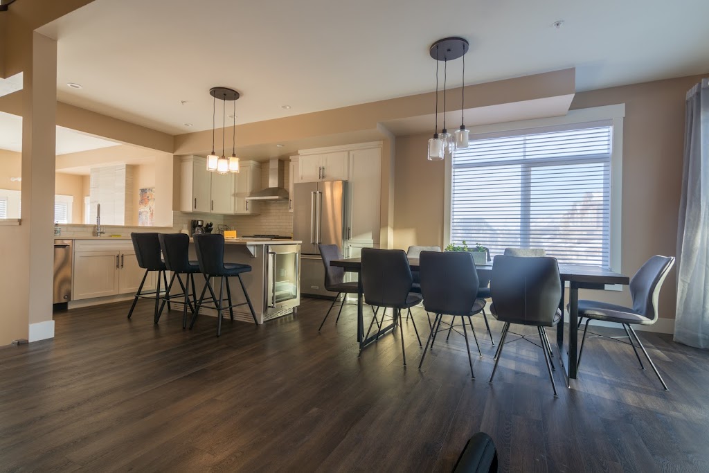 Bills Place in Canmore | 108 Montane Rd Unit 8 (#108, Canmore, AB T1W 3J2, Canada | Phone: (403) 903-3168