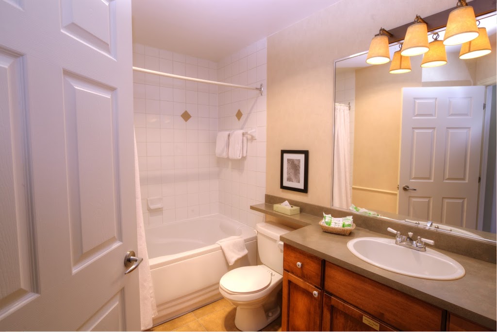 Sommet des Neiges | 150 Chemin au Pied de la Montagne, Mont-Tremblant, QC J8E 3M2, Canada | Phone: (819) 681-9000