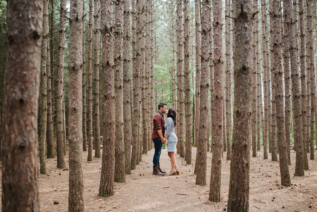 Ashlea MacAulay Photography | 1944 Brookshire Square, Pickering, ON L1V 5E8, Canada | Phone: (647) 300-2873