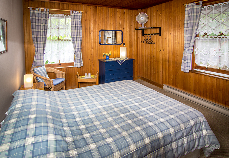 Auberge Les Sources | 8 Rue des Pins, La Malbaie, QC G5A 2S3, Canada | Phone: (418) 665-6952