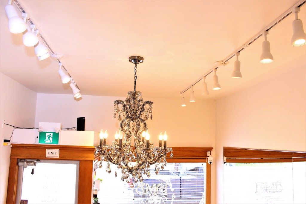 DMB-Style | 298 Woolwich St, Guelph, ON N1H 3W3, Canada | Phone: (519) 760-2636