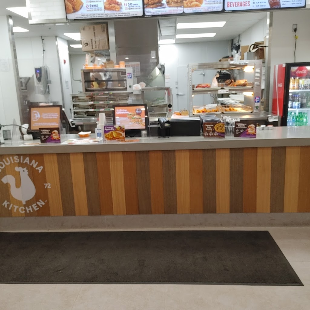 Popeyes Louisiana Kitchen | 72 Baldwin St unit 105, Whitby, ON L1M 1A3, Canada | Phone: (905) 655-0644