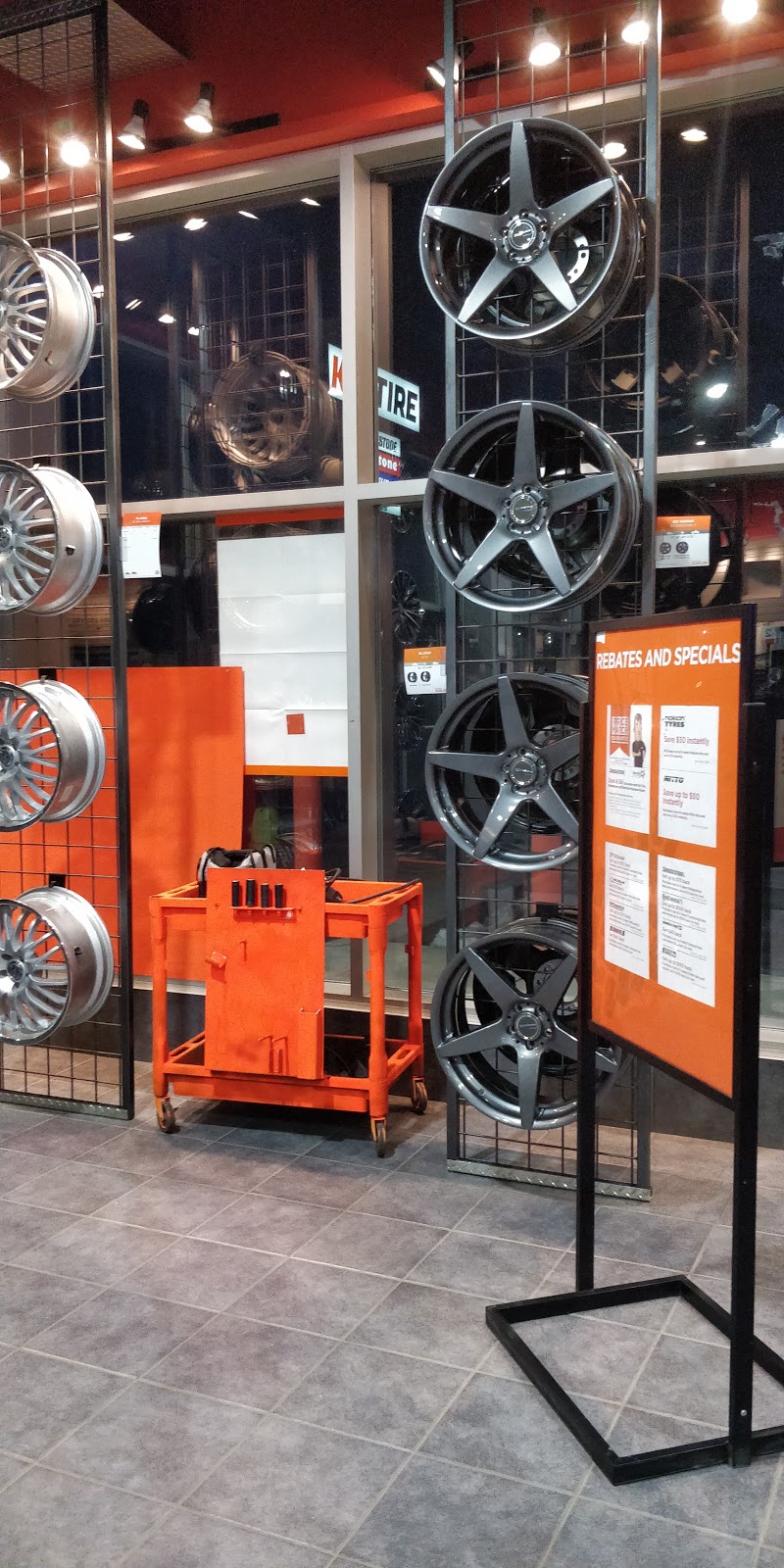 Kal Tire | 5375 68 Ave SE, Calgary, AB T2C 5A7, Canada | Phone: (403) 236-7171