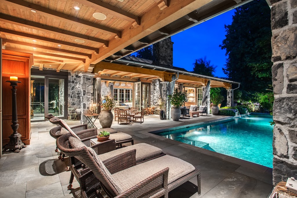 Kris Lazaruk PREC* Real Estate Agent - Bellevue Realty Group | 2479 Bellevue Ave, West Vancouver, BC V7V 1E1, Canada | Phone: (778) 960-5572
