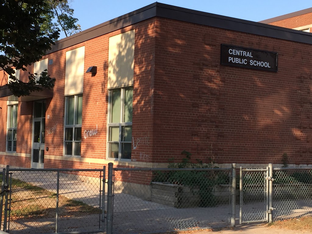 Central Public School | 638 Brant St, Burlington, ON L7R 2H2, Canada | Phone: (905) 634-7739