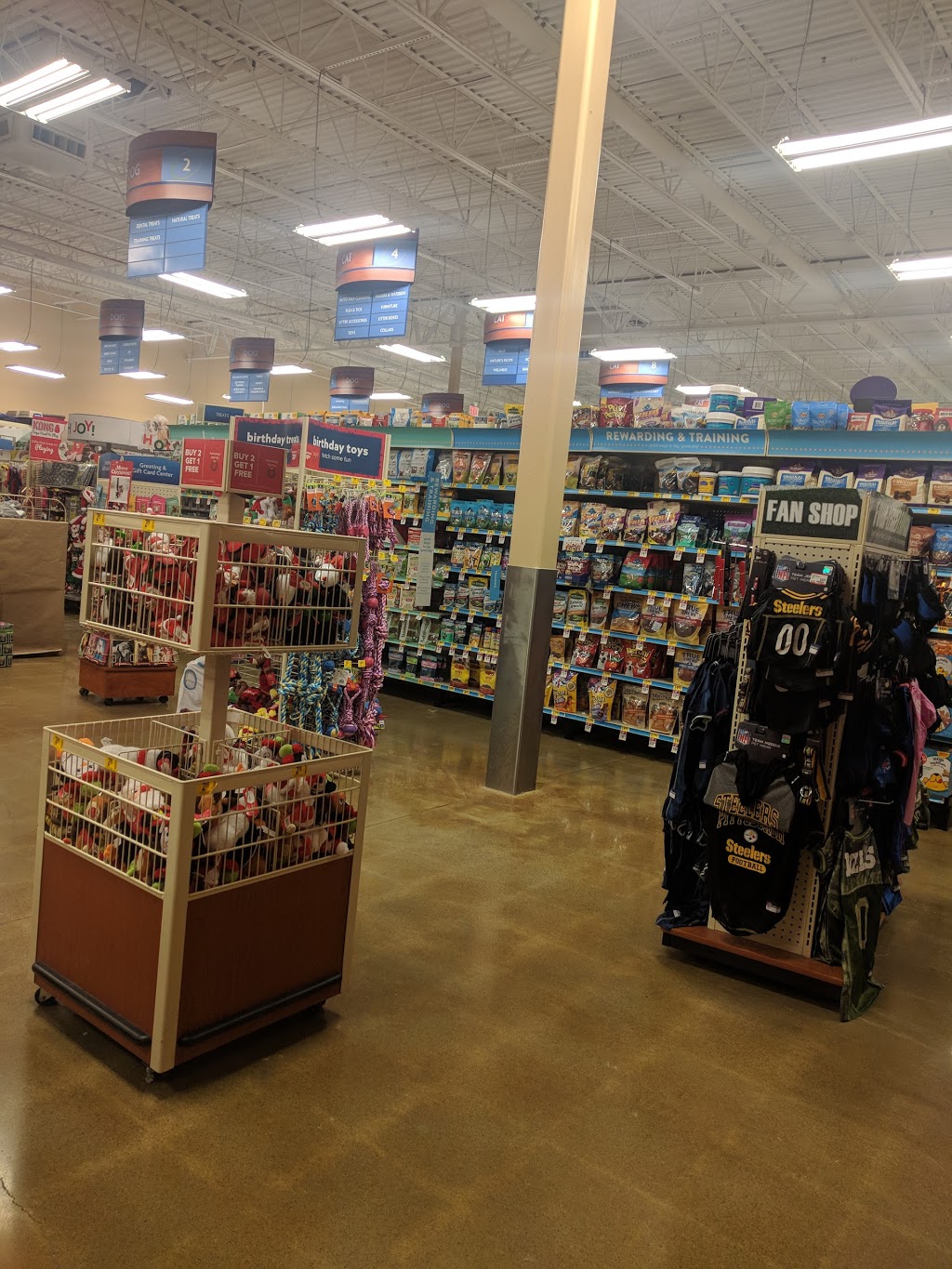 PetSmart | 1581 Niagara Falls Blvd Suite 100, Amherst, NY 14228, USA | Phone: (716) 249-3197