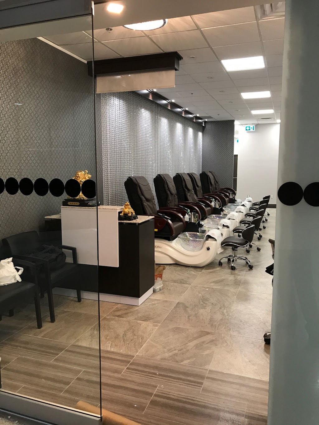 Beautique Bar | 2900 Warden Ave Unit 244, Scarborough, ON M1W 2S8, Canada | Phone: (647) 770-5232