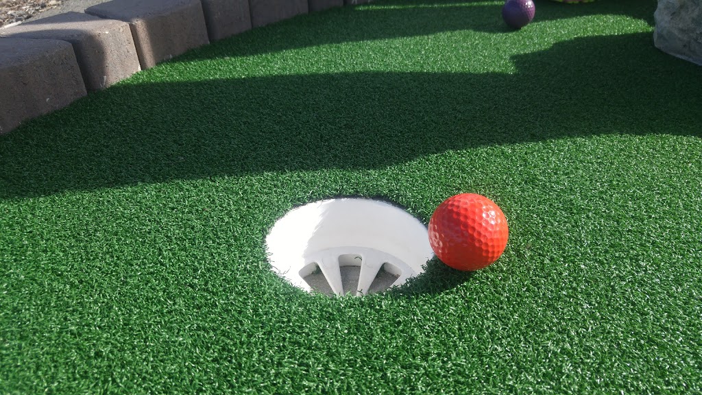 Cochrane Golf Club | 240 Riverview Dr, Cochrane, AB T4C 1K9, Canada | Phone: (403) 932-5103