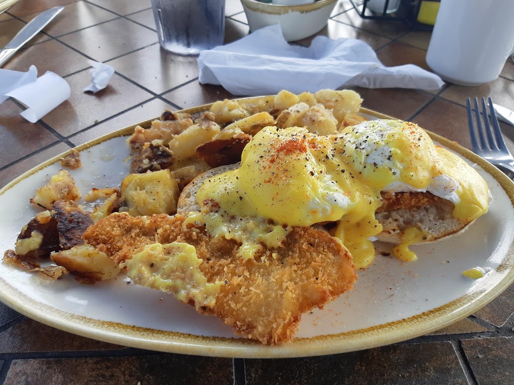 The Jetty Bar and Grill | 236 Ordnance Dr, Turkey Point, ON N0E 1T0, Canada | Phone: (519) 428-2121