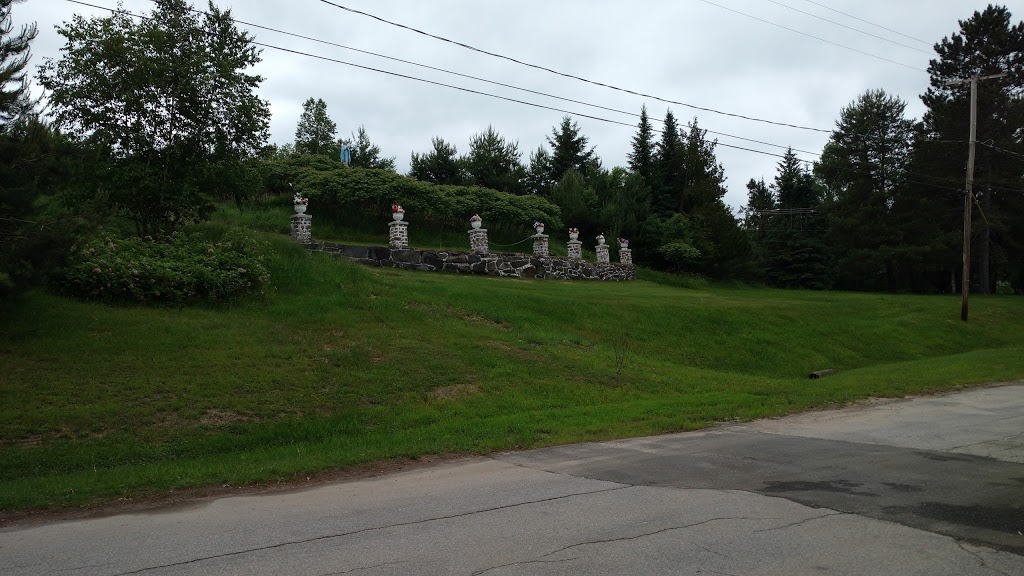 Papillons De Nominingue Inc | 2252 Rue du Sacré Coeur, Nominingue, QC J0W 1R0, Canada | Phone: (819) 278-4748