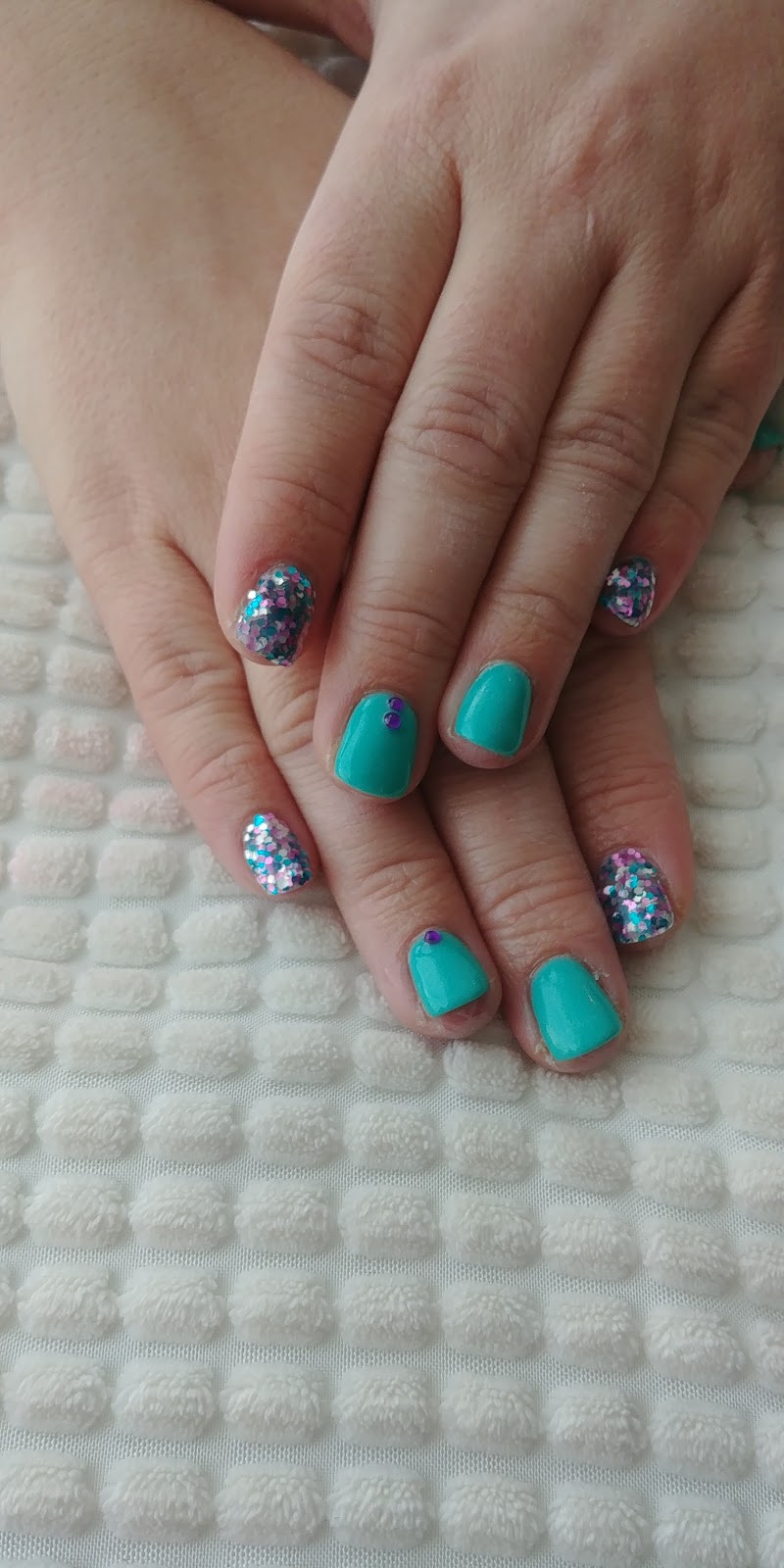 Maude Pelchat esthétique | 585 Rue Brock local a, Drummondville, QC J2B 1R1, Canada | Phone: (819) 471-0127