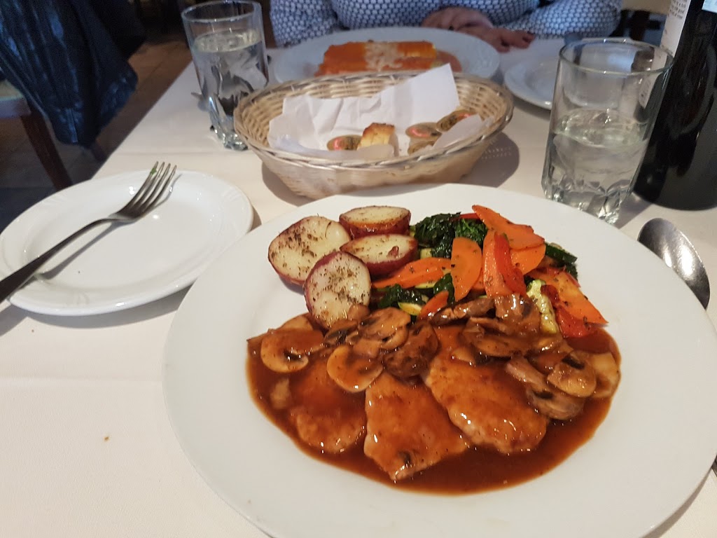Bellissimo Restaurant | 484 Chemin Bord-du-Lac, Dorval, QC H9S 2A8, Canada | Phone: (514) 631-7074