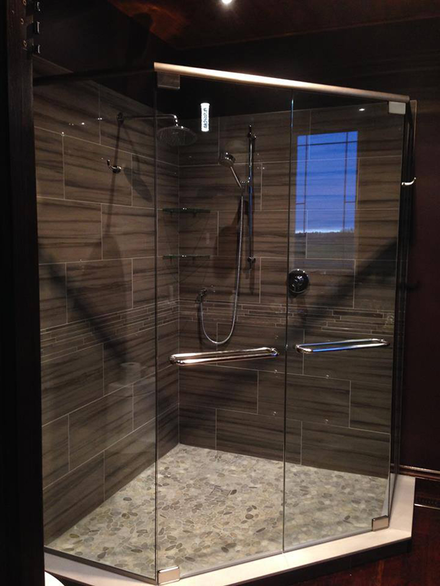 McClelland Glass | 49 Colborne St W, Brantford, ON N3T 1K6, Canada | Phone: (519) 752-5434