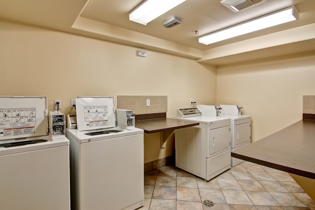 Canalta Hotel Rocky Mountain House | 4406 41 Ave, Rocky Mountain House, AB T4T 1J6, Canada | Phone: (403) 846-0088