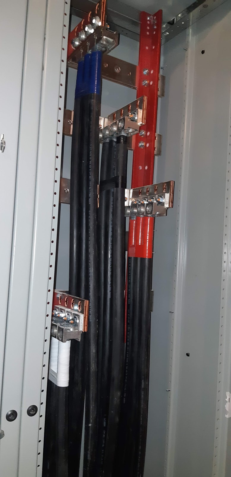 Wallys Electrical Service ECRA ESA 7014447 | 174 Coddington street, Barrie, ON L4M 1S1, Canada | Phone: (705) 725-2021