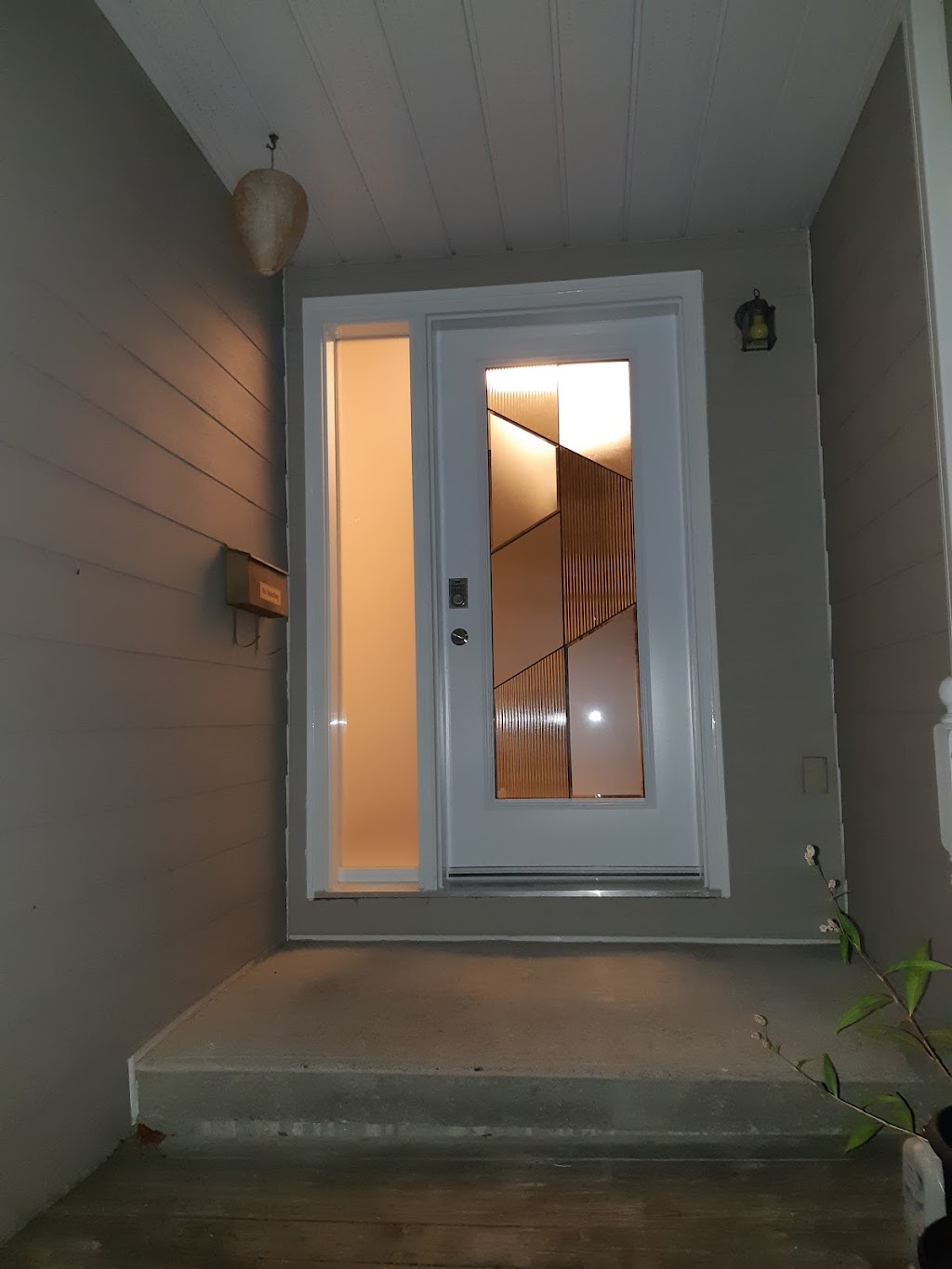 Eastern Design Windows & Doors | 45 Lahr Dr Unit 1, Belleville, ON K8N 5S2, Canada | Phone: (613) 962-3800