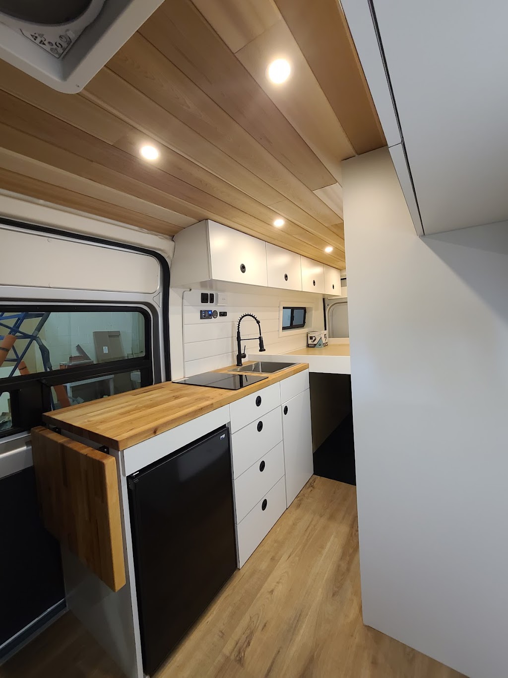 True North Custom Campers | 291187 Wagon Wheel Rd Unit B, Calgary, AB T4A 0E2, Canada | Phone: (403) 453-8622