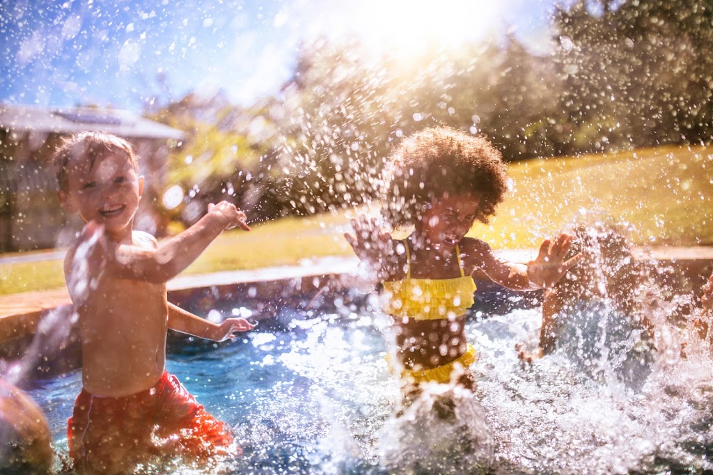 Soucy Inc. pools | 3605 Bd Wilfrid-Hamel, Québec, QC G1P 2J4, Canada | Phone: (418) 872-4440