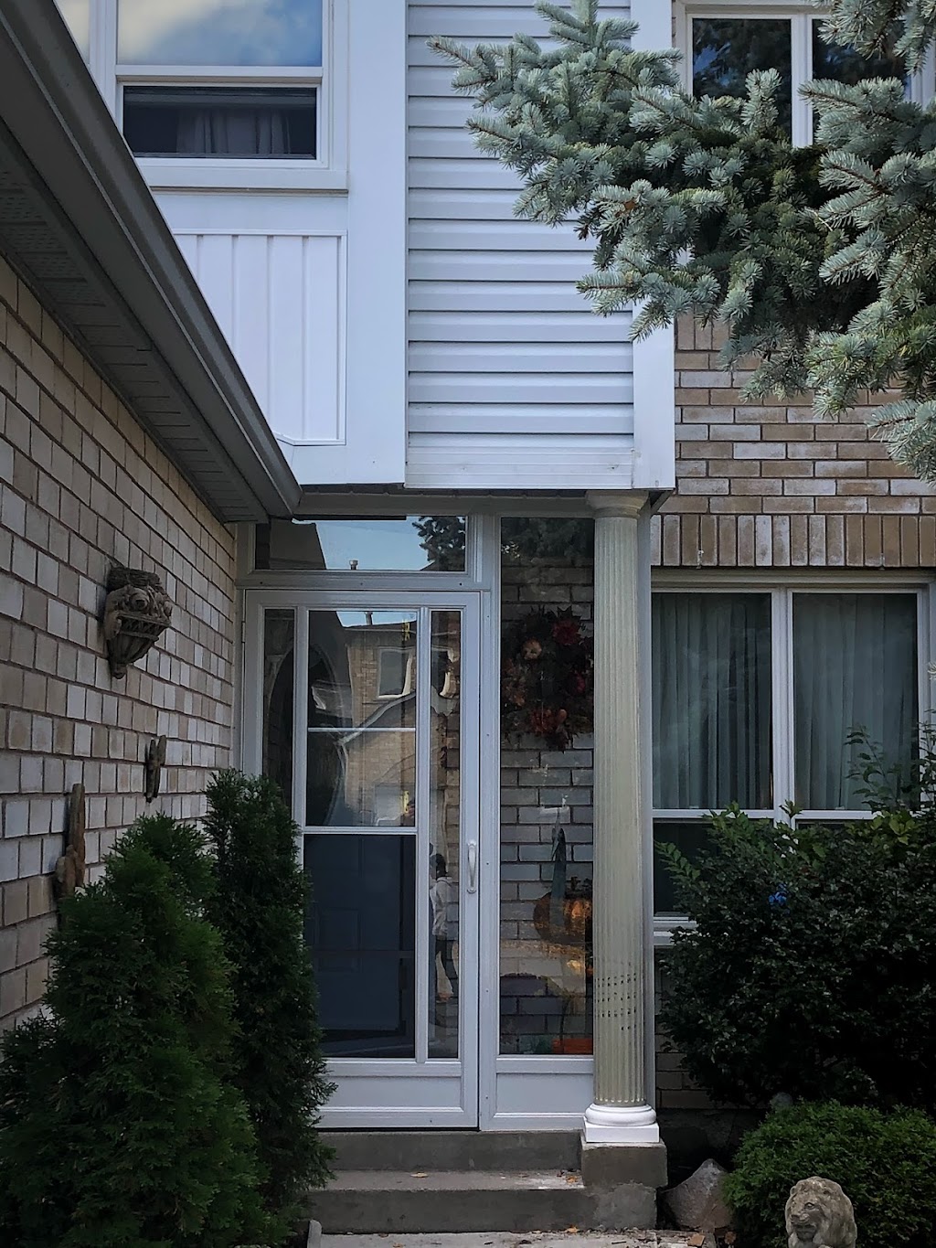 GTA painting works | 836 Grace St, Newmarket, ON L3Y 2L7, Canada | Phone: (437) 983-7303