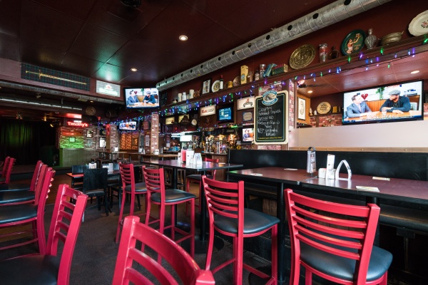 Timothys Pub | 344 Browns Line, Etobicoke, ON M8W 3T7, Canada | Phone: (416) 201-9515